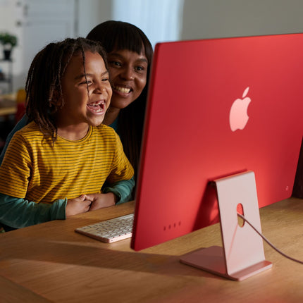 24-inch iMac with Retina 4.5K display: Apple M3 chip with 8‑core CPU and 10‑core GPU, 256GB SSD - Green,Model A2873