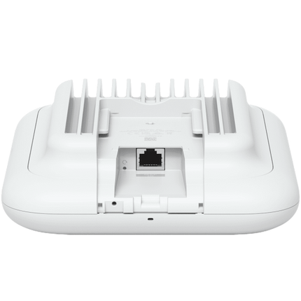 Ubiquiti U7-Outdoor All-weather WiFi 7 AP with 4 spatial streams, an integrated directional super antenna, and versatile mounting options