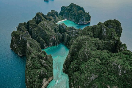Full-Day Phi Phi and Maiton Islands Tour by Speed Catamaran.