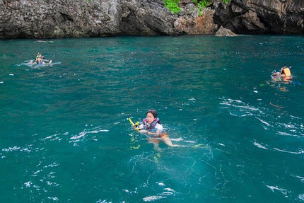 Phi Phi Islands Day Trip + Seaview Lunch.