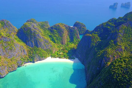 Phi Phi Islands Day Trip + Seaview Lunch.