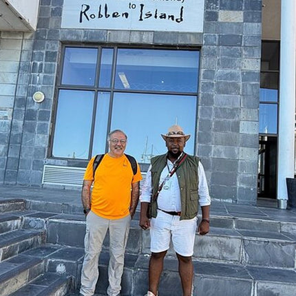 Private Tour Robben Island, Kirstenbosch and wine tasting