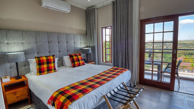 Kruger National Park 2-Day Safari Trip From Cape Town