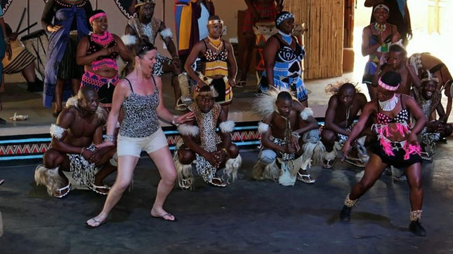 Cradle of Humankind and Lesedi Private Tour from Johannesburg