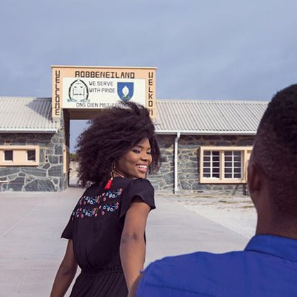 Robben Island Ticket, Kirstenbosch & South African Wine Tasting Small Group Tour