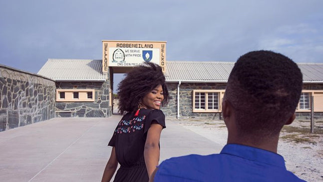 Robben Island Ticket, Kirstenbosch & South African Wine Tasting Small Group Tour