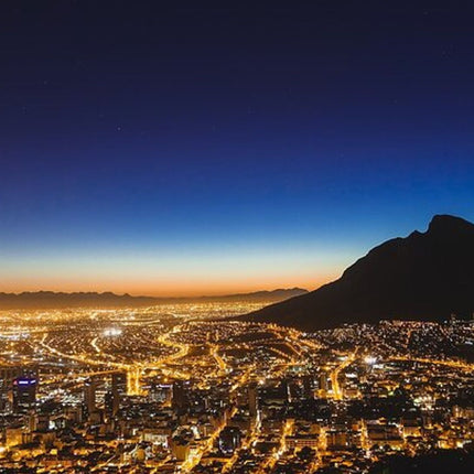 Cape Town by Night: Small-Group Guided City Tour