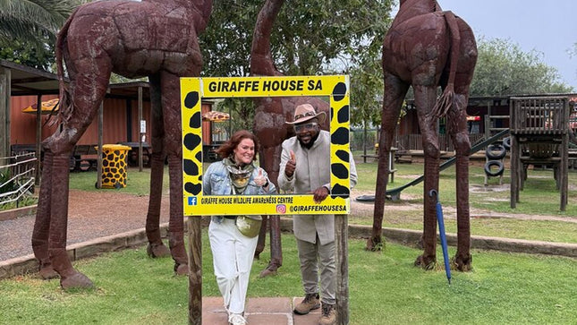 Full day tour: Cheetah outreach, Stellenbosch and Giraffe House