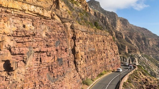 Cape Point & Table Mountain: Small-Group Guided Tour + Transfers