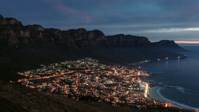 Cape Town by Night: Small-Group Guided City Tour