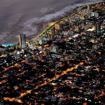 Cape Town by Night: Small-Group Guided City Tour
