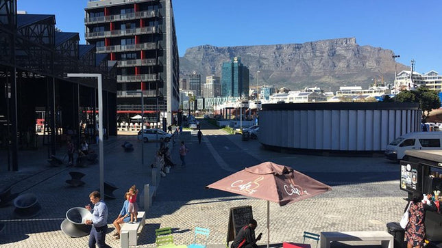 Robben Island Tour - Hotel Pick-Ups & stops at interesting places pre/post tour