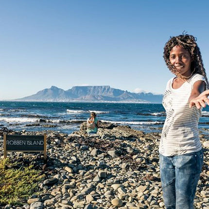 Robben Island Ticket, Kirstenbosch & South African Wine Tasting Small Group Tour