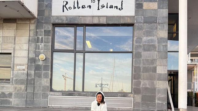 Private Tour Robben Island, Kirstenbosch and wine tasting