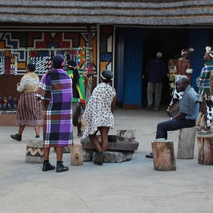 Cradle of Humankind and Lesedi Private Tour from Johannesburg