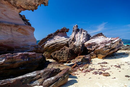 Phi Phi, Khai & Maya: Unforgettable Island Hopping by Speedboat.